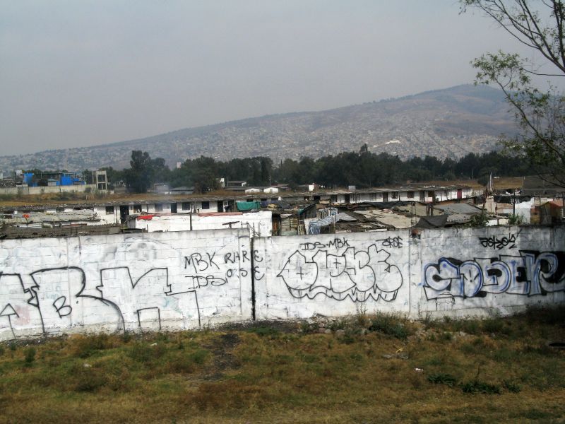 2001-img_2296.jpg
