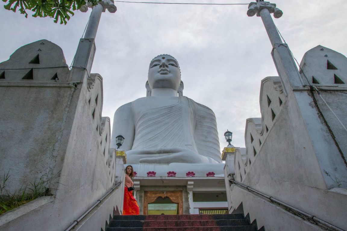 Velká socha Budhy nad Kandy